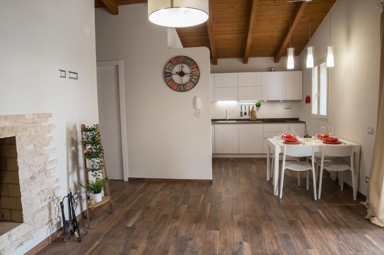 卡斯蒂亚达斯La Casa Dell Olivo别墅 外观 照片